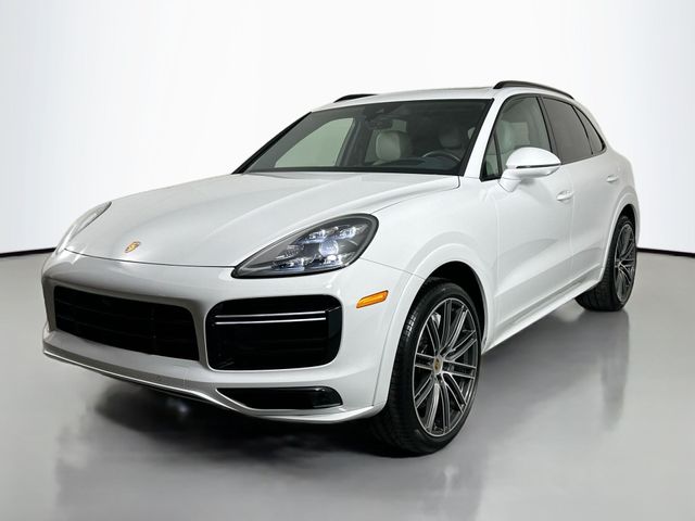 2023 Porsche Cayenne Turbo