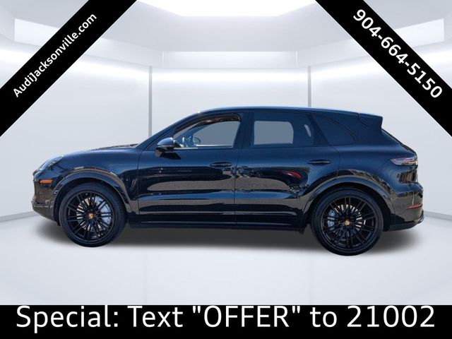 2023 Porsche Cayenne Turbo