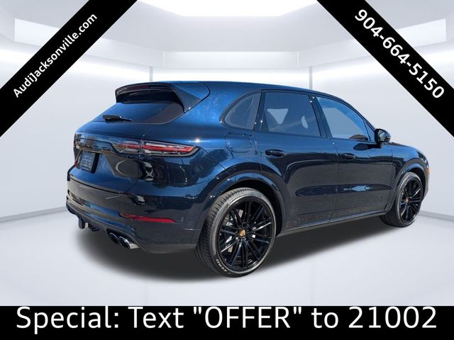 2023 Porsche Cayenne Turbo