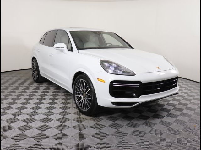 2023 Porsche Cayenne Turbo