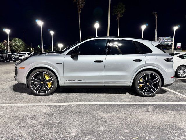 2023 Porsche Cayenne E-Hybrid Turbo S