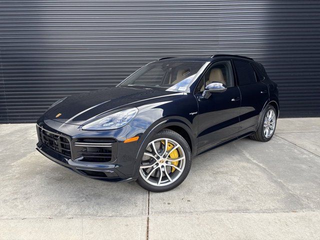 2023 Porsche Cayenne E-Hybrid Turbo S