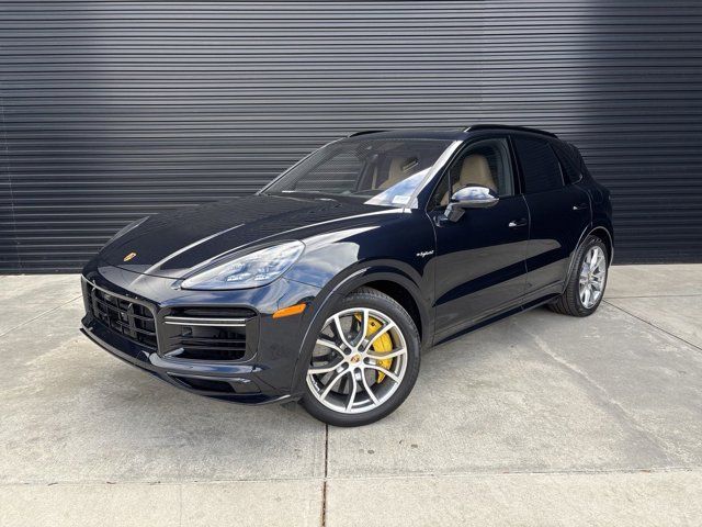 2023 Porsche Cayenne E-Hybrid Turbo S