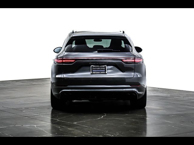 2023 Porsche Cayenne E-Hybrid Turbo S