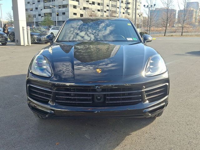 2023 Porsche Cayenne Base