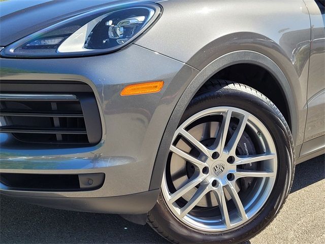 2023 Porsche Cayenne Base