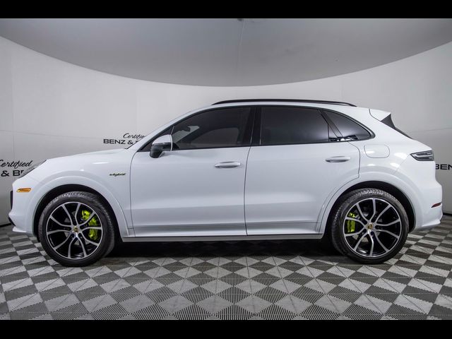 2023 Porsche Cayenne 