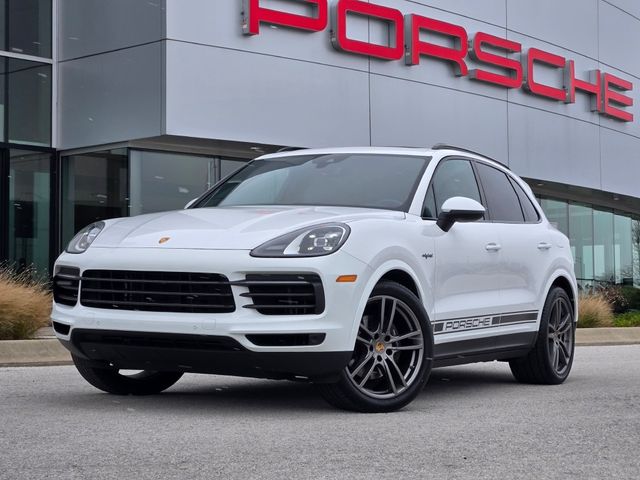 2023 Porsche Cayenne Platinum Edition E-Hybrid