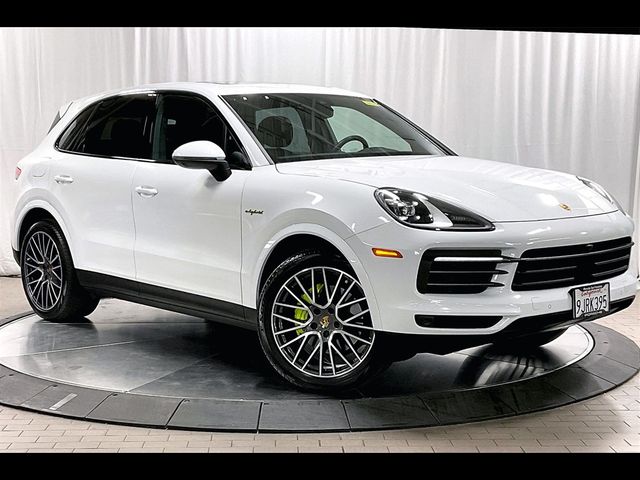 2023 Porsche Cayenne Platinum Edition E-Hybrid