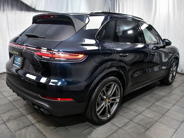 2023 Porsche Cayenne Platinum Edition E-Hybrid