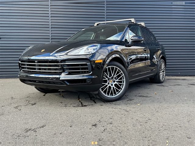 2023 Porsche Cayenne Platinum Edition E-Hybrid