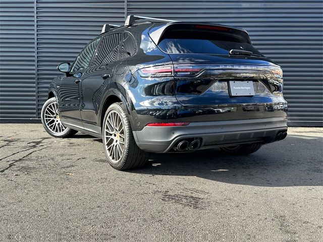 2023 Porsche Cayenne Platinum Edition E-Hybrid