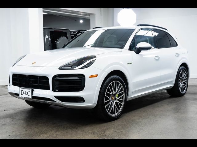 2023 Porsche Cayenne Platinum Edition E-Hybrid