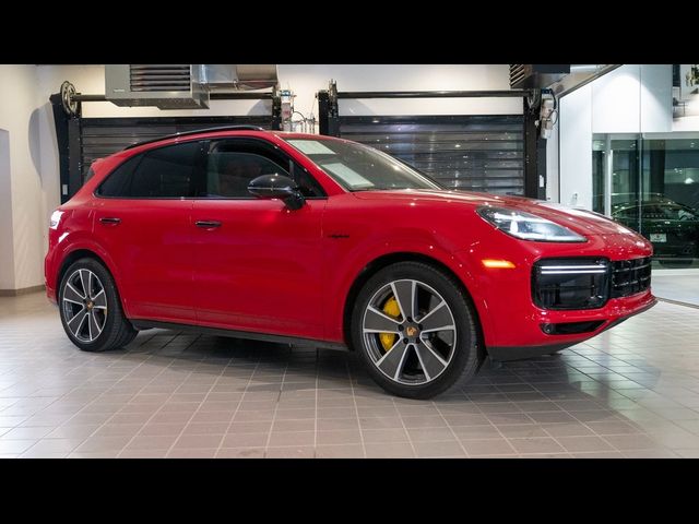 2023 Porsche Cayenne E-Hybrid Turbo S