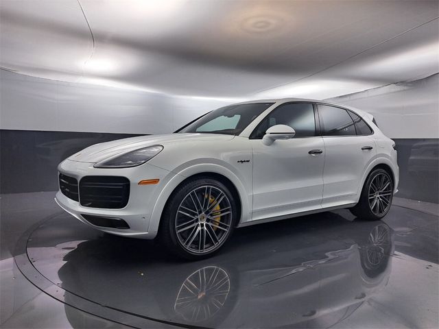 2023 Porsche Cayenne E-Hybrid Turbo S