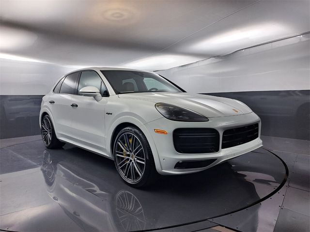 2023 Porsche Cayenne E-Hybrid Turbo S