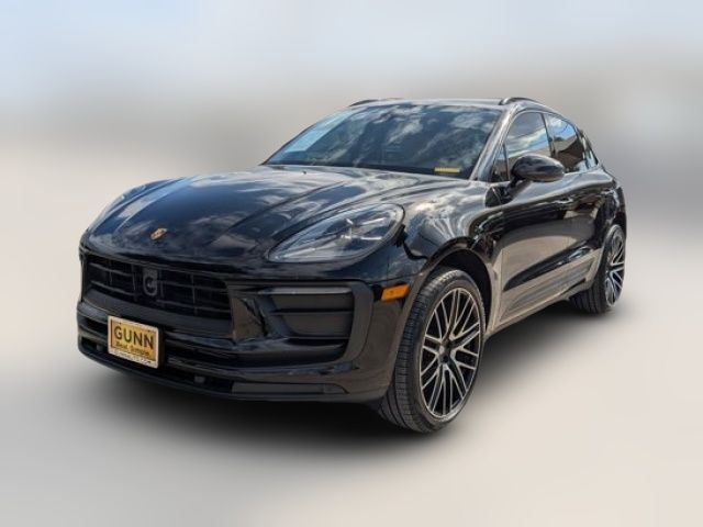 2023 Porsche Macan Base