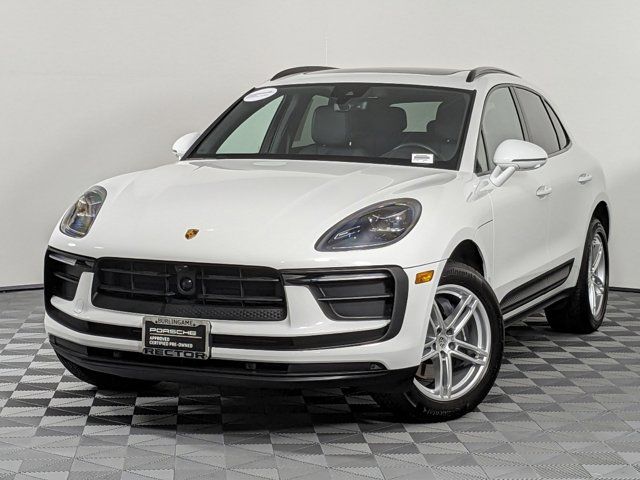 2023 Porsche Macan 