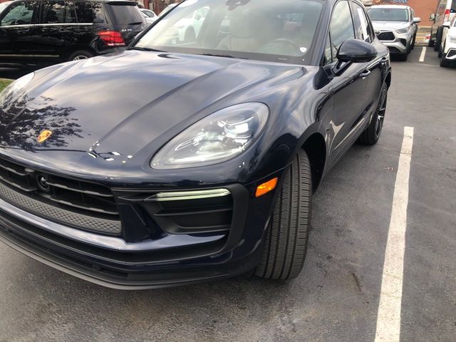 2023 Porsche Macan 