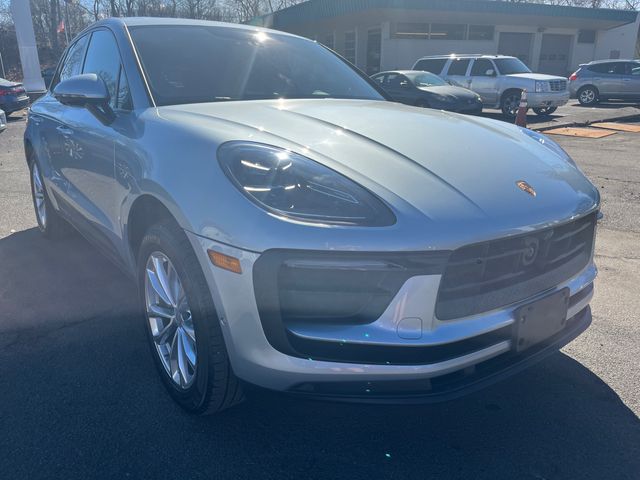 2023 Porsche Macan 