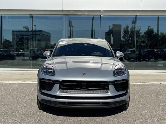 2023 Porsche Macan Base