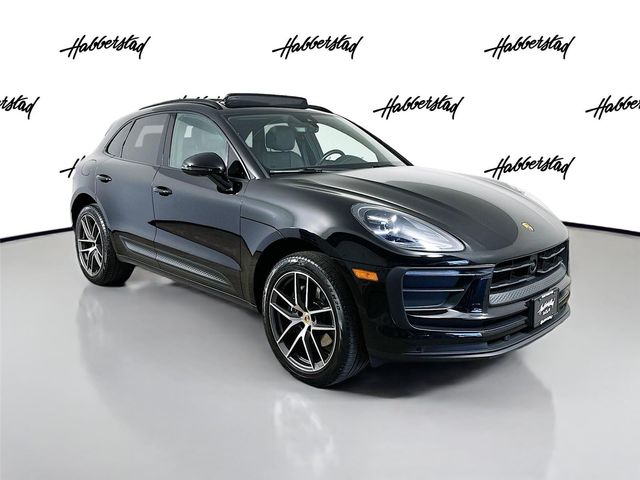 2023 Porsche Macan Base