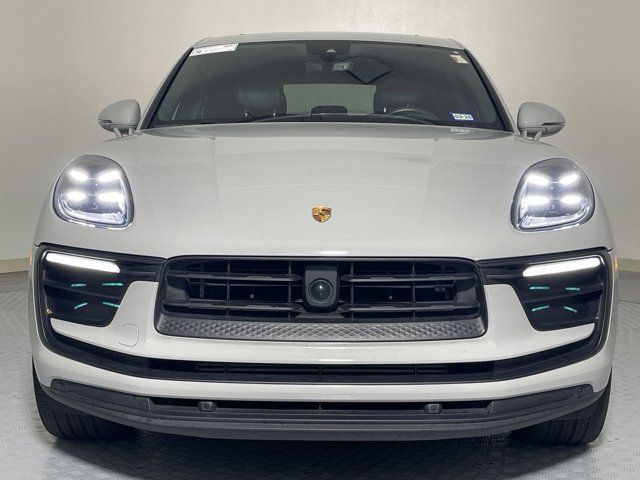 2023 Porsche Macan Base