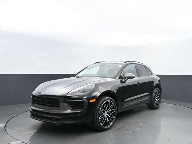 2023 Porsche Macan T