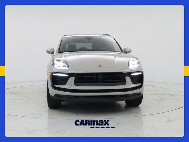 2023 Porsche Macan 