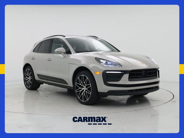 2023 Porsche Macan 