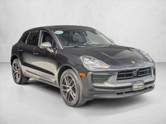 2023 Porsche Macan T
