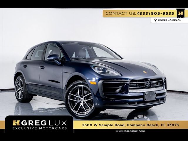 2023 Porsche Macan Base