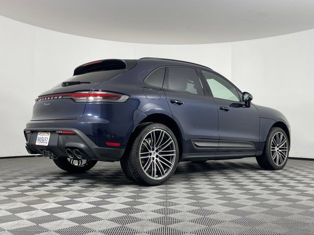 2023 Porsche Macan Base