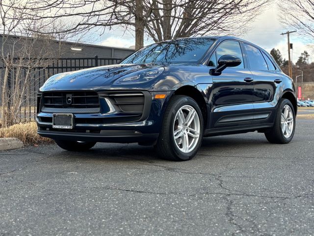 2023 Porsche Macan 