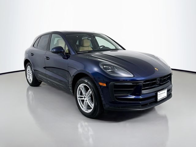 2023 Porsche Macan 