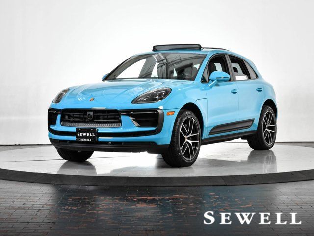 2023 Porsche Macan Base