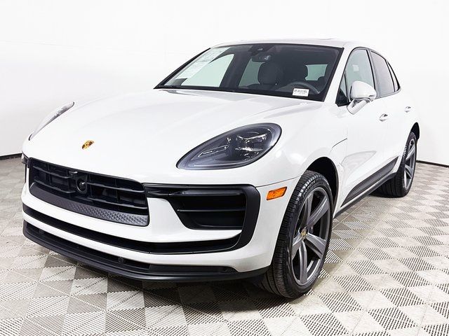 2023 Porsche Macan T