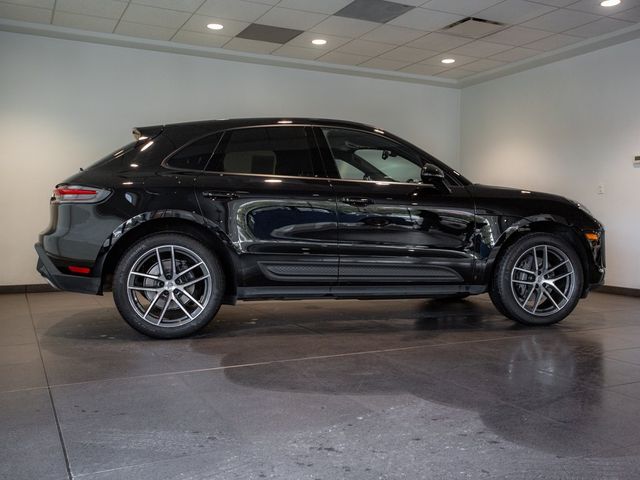 2023 Porsche Macan 