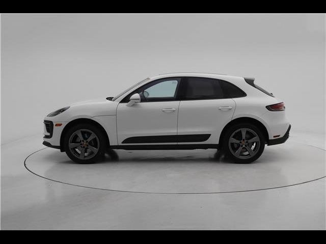 2023 Porsche Macan Base