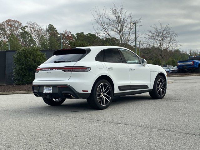 2023 Porsche Macan Base