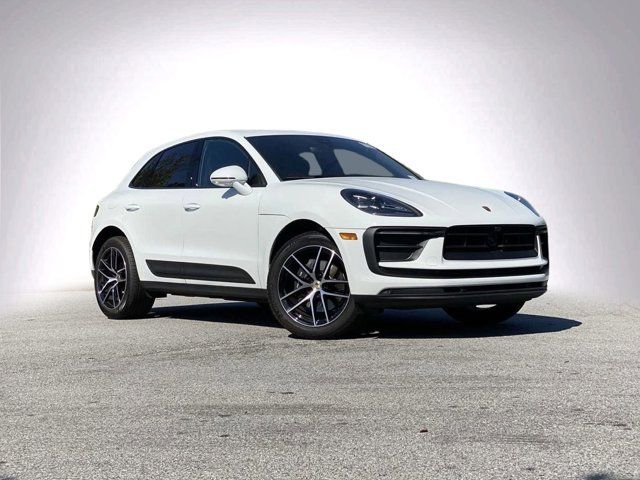 2023 Porsche Macan Base