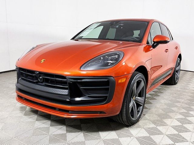 2023 Porsche Macan T