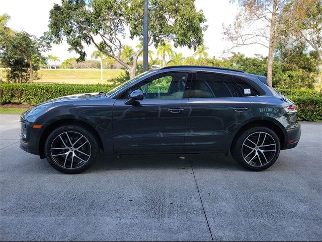 2023 Porsche Macan T