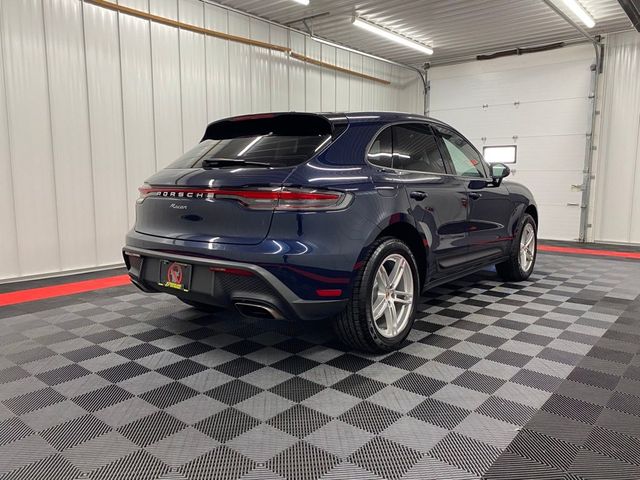 2023 Porsche Macan Base