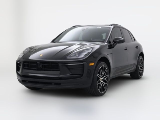 2023 Porsche Macan 