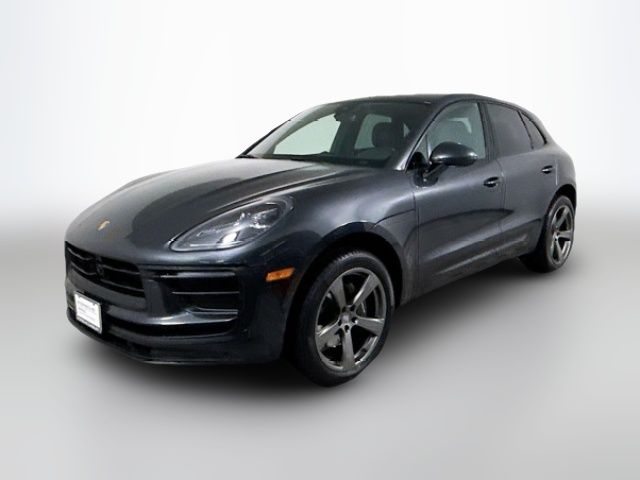 2023 Porsche Macan 