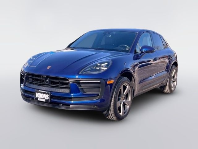 2023 Porsche Macan 