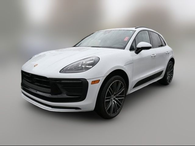 2023 Porsche Macan Base