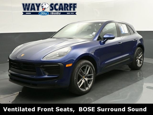 2023 Porsche Macan Base