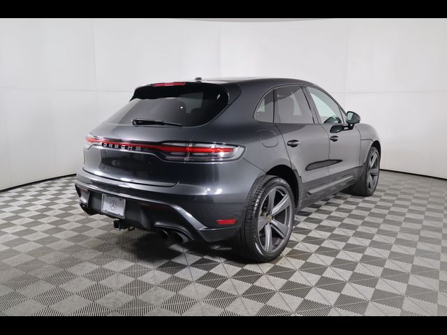2023 Porsche Macan Base